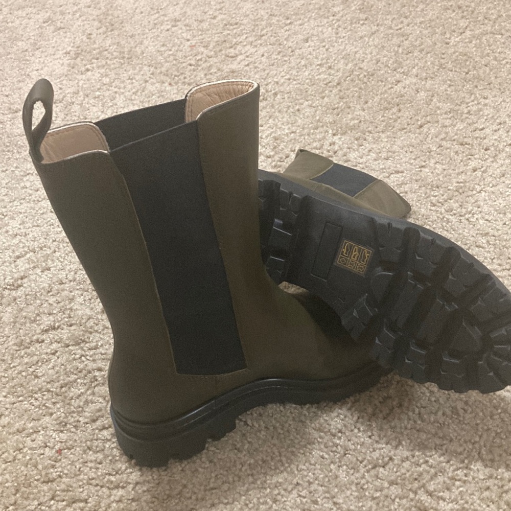 Banana Republic Khaki Ankle Booties - Picture 3 of 9
